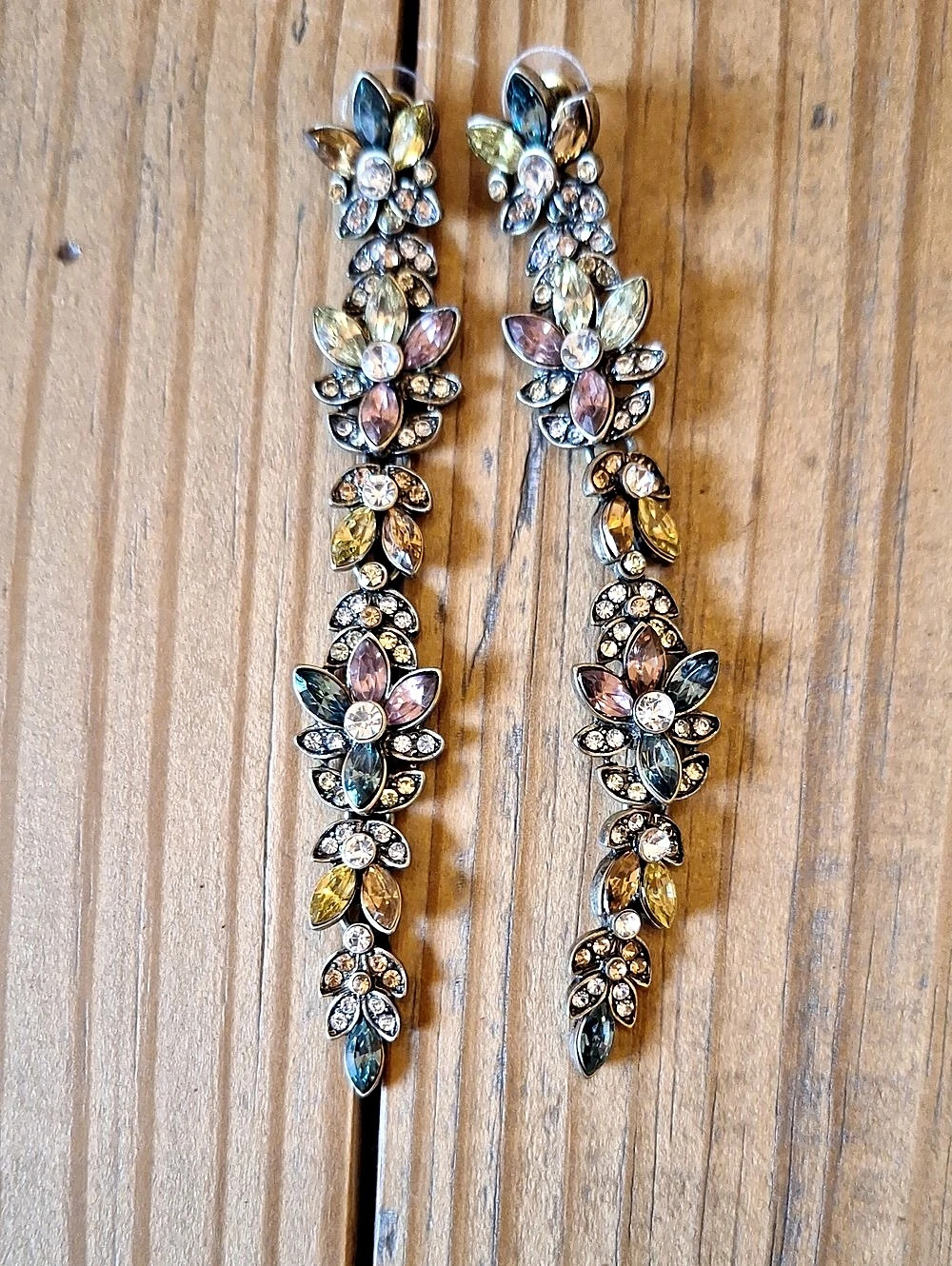Multicolor Floral Drop Earrings Like New